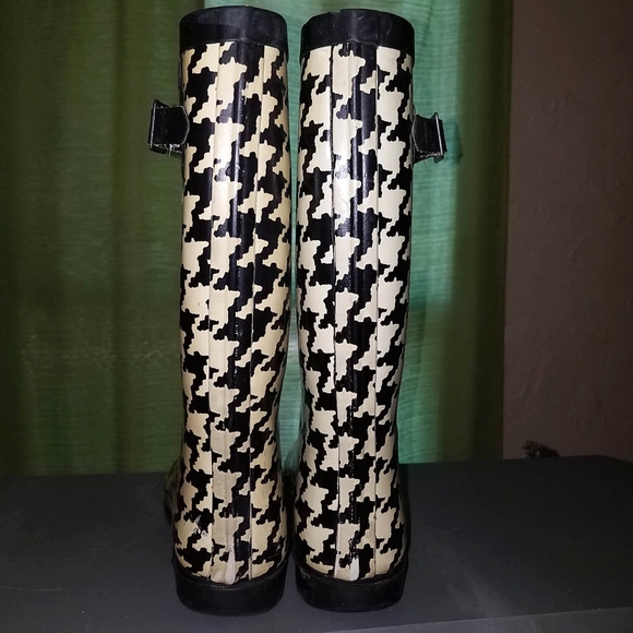 Black White Houndstooth Mid-Calf Pull-On Rubber Rain Boots Adjustable Straps W/6 - Picture 3 of 11